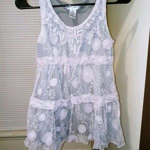 Ultra Pink lace sleeveless shirt